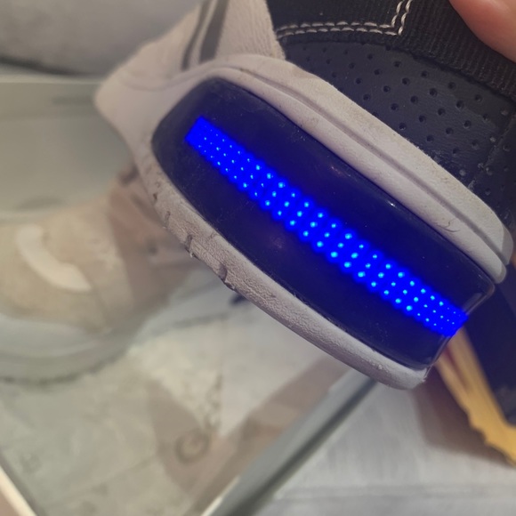 GEOX LED CUSTON TEXT SNEAKERS!! - Picture 3 of 3